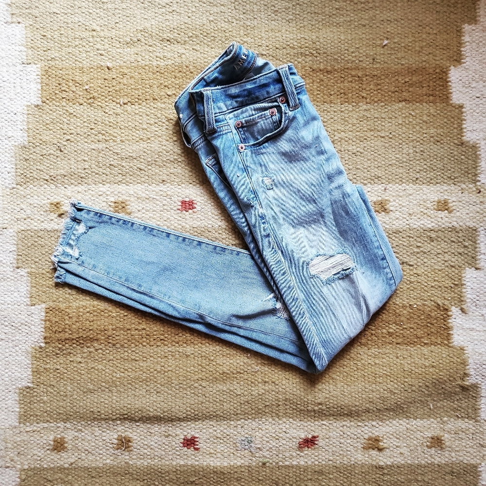 AEO Distressed Skinny Jeans